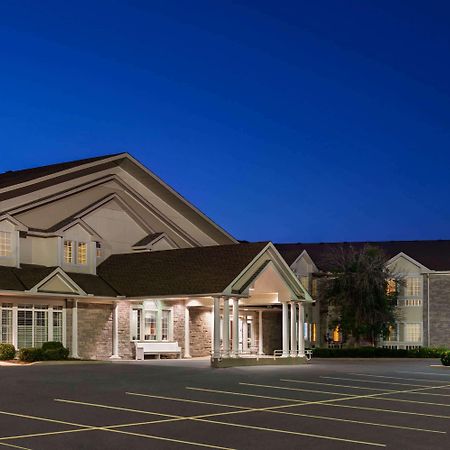 Days Inn By Wyndham Guelph Buitenkant foto