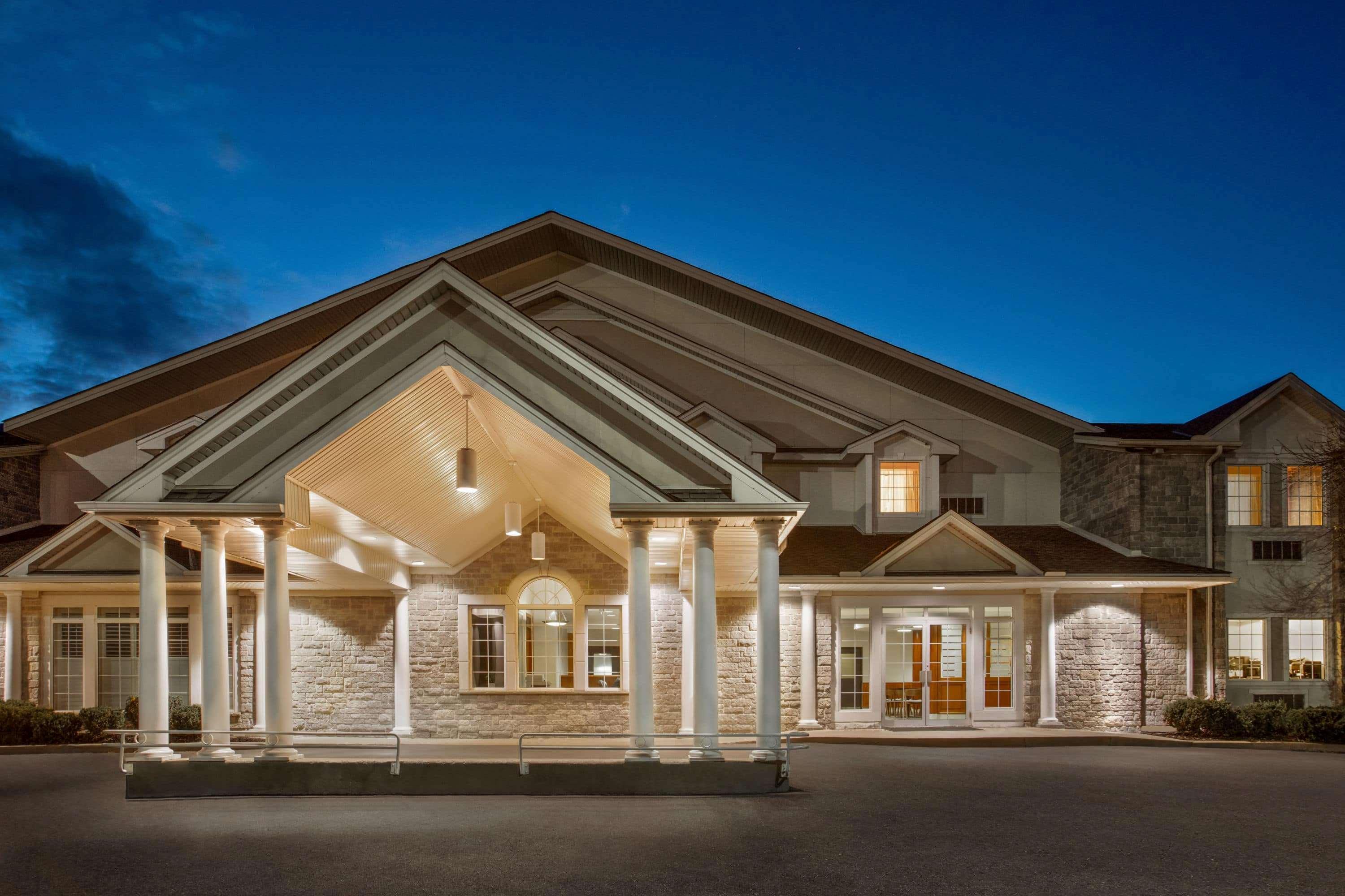 Days Inn By Wyndham Guelph Buitenkant foto