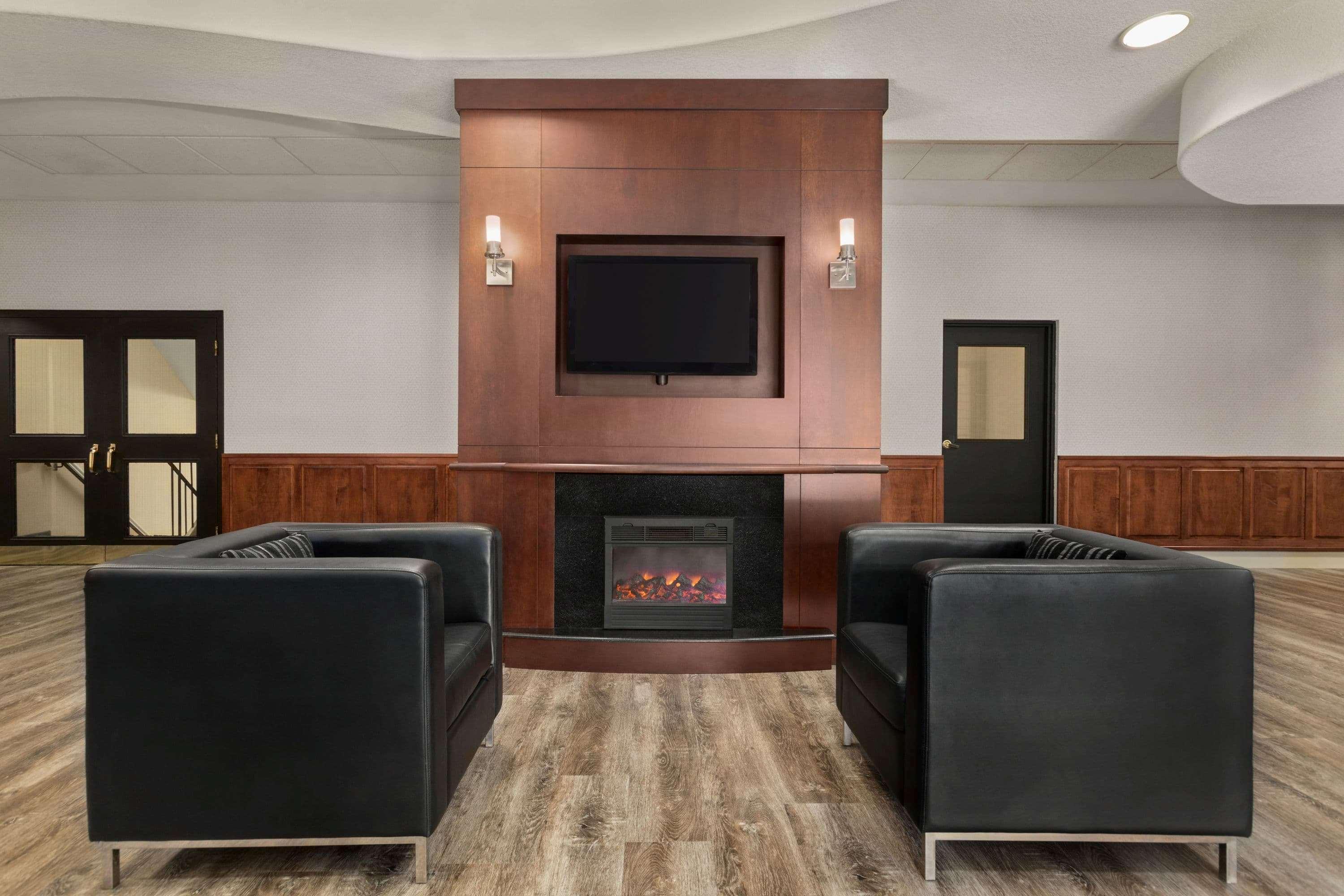 Days Inn By Wyndham Guelph Buitenkant foto